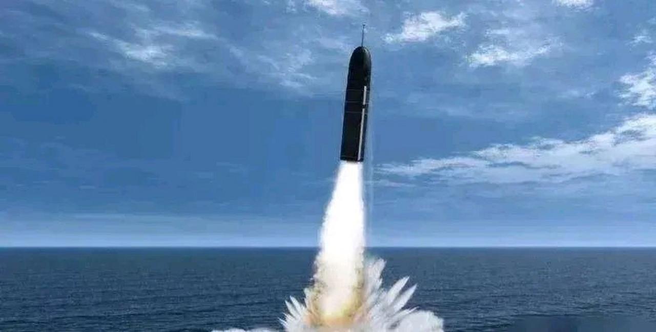 中国海军成功组织潜射战略导弹试射，日本等国果然坐不住了。
近日,根据中方年度军事