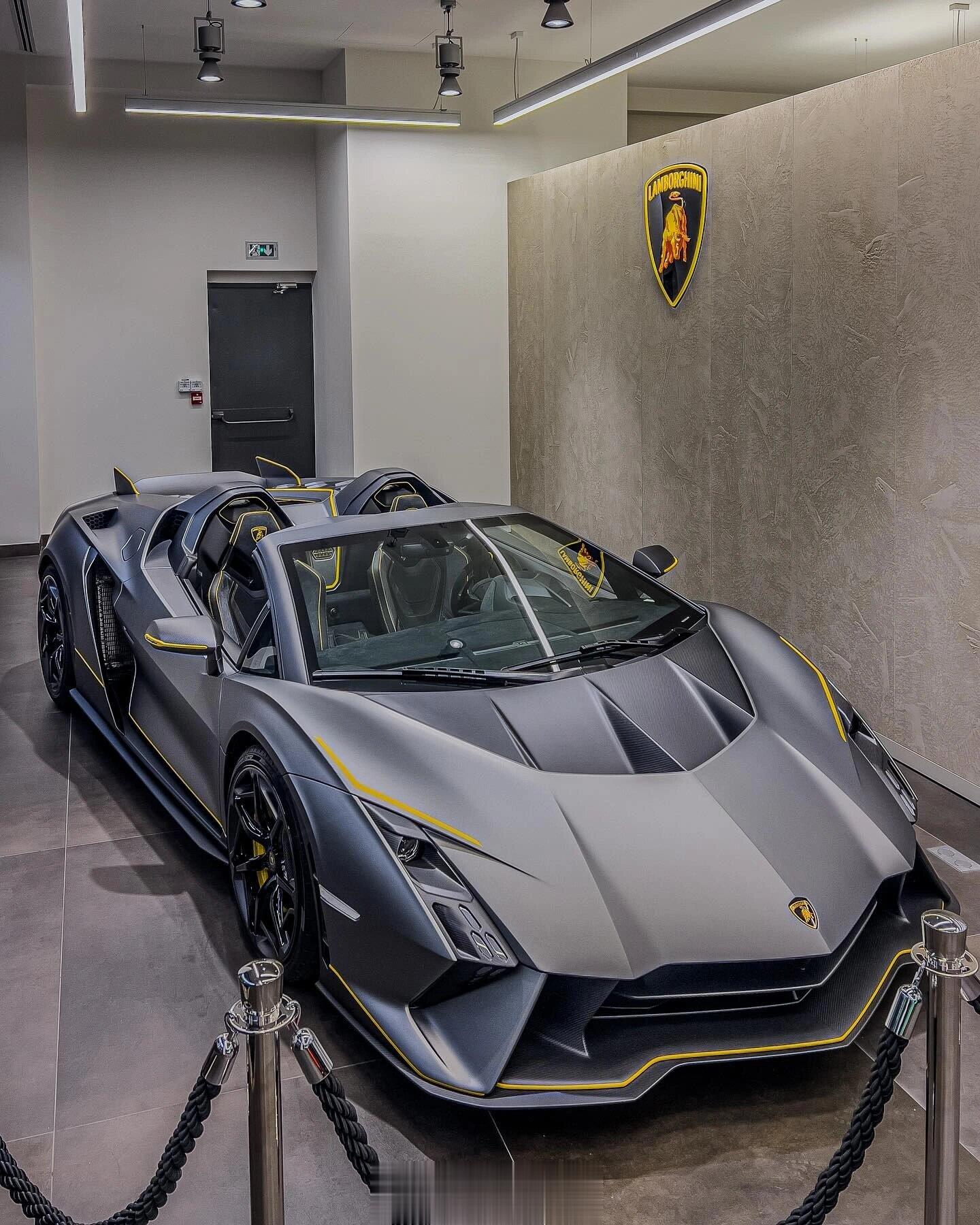 #我与汽车的日常# Lamborghini Auténtica#汽场全开##兰博