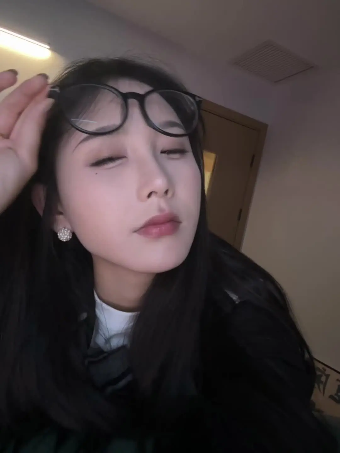 来观音桥我请你吃火锅，来不来