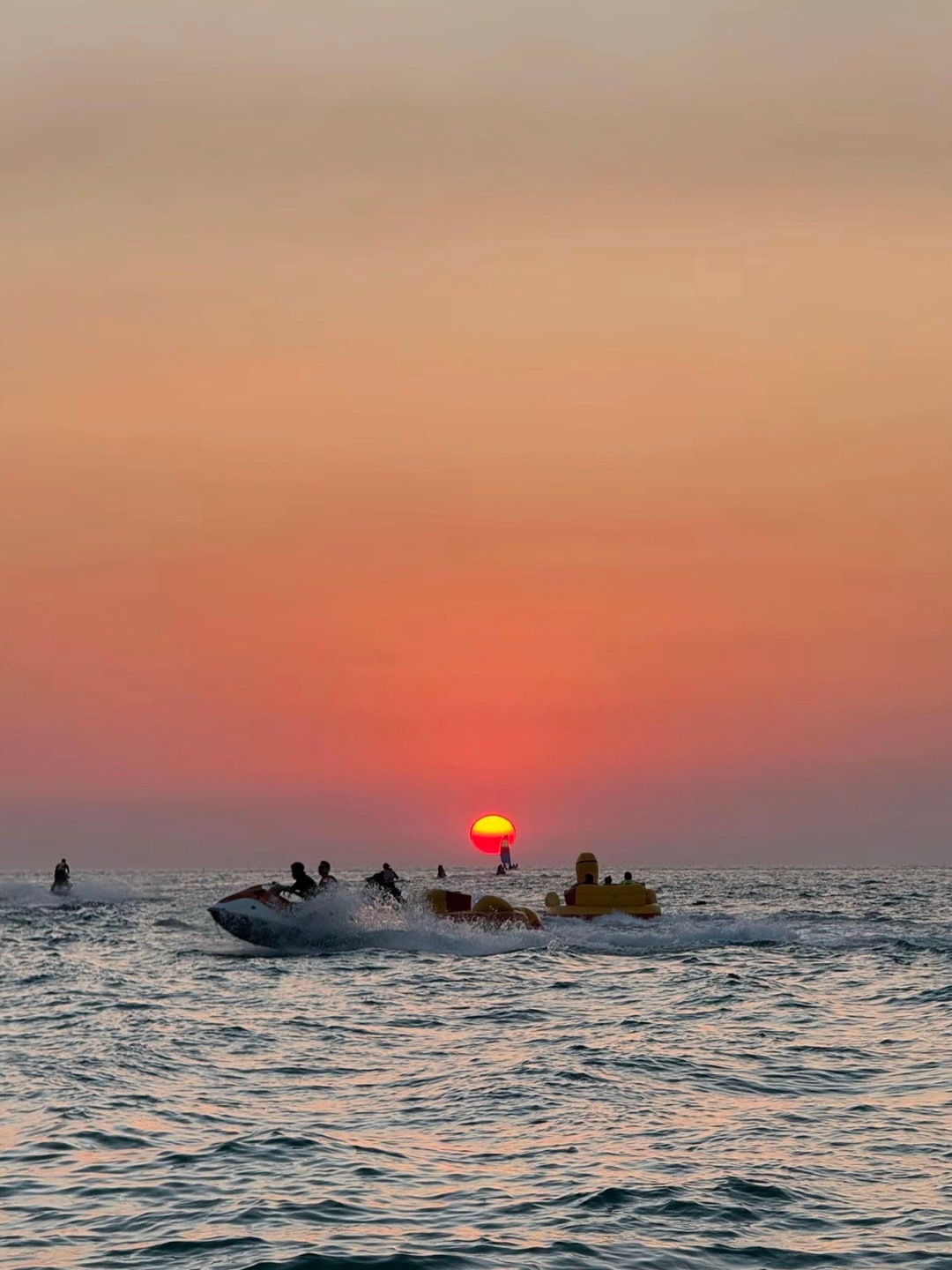 人都是这样的，对不喜欢的人都很忙 