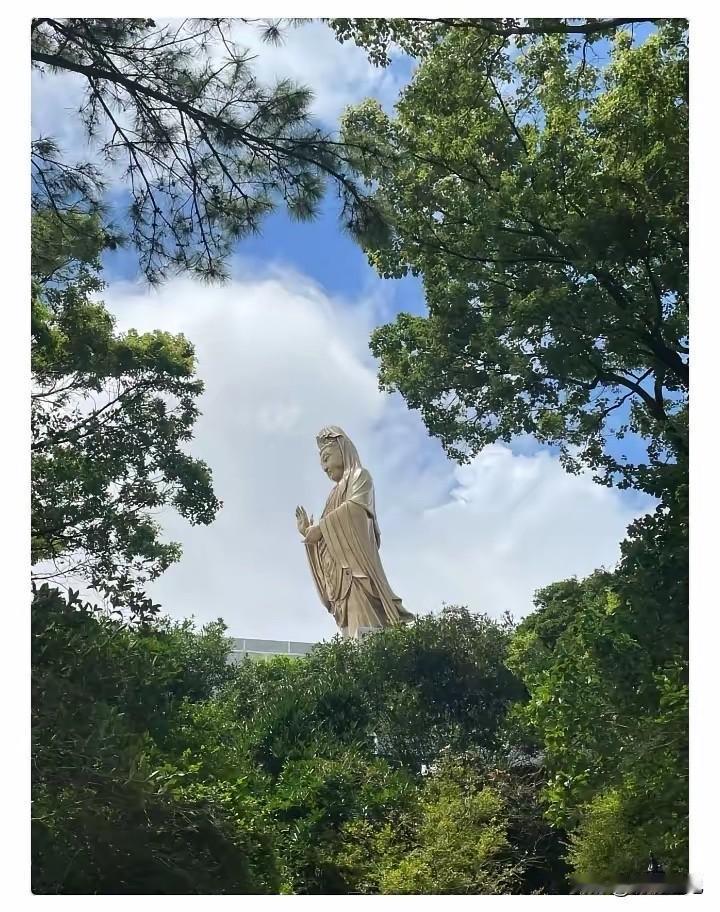 提前通知一下，
大家好有个心理准备。
明天8月23号，终于要结束今年40天的超长