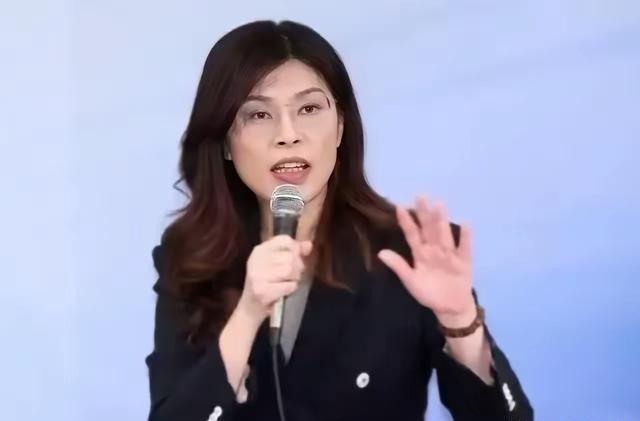 这次事件最容易误导人的地方，不是国民党骂了赖清德，也不是菲律宾在地图上多画了几条
