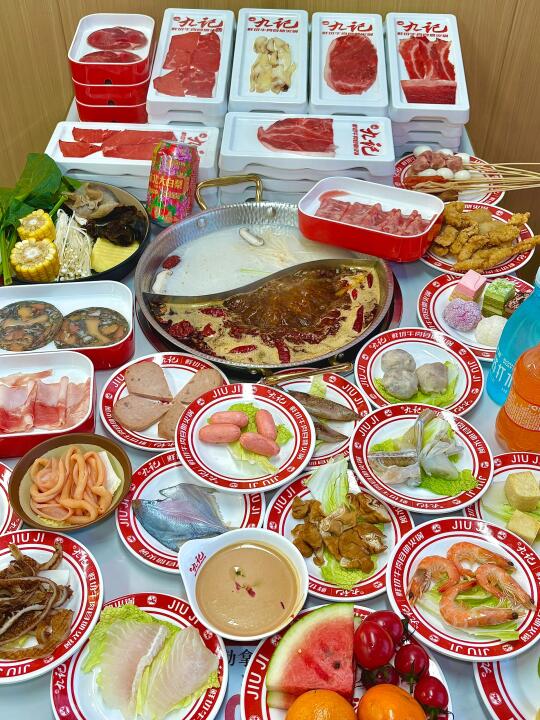 📍济南，进店就回本的自助真把我吃爽了！！