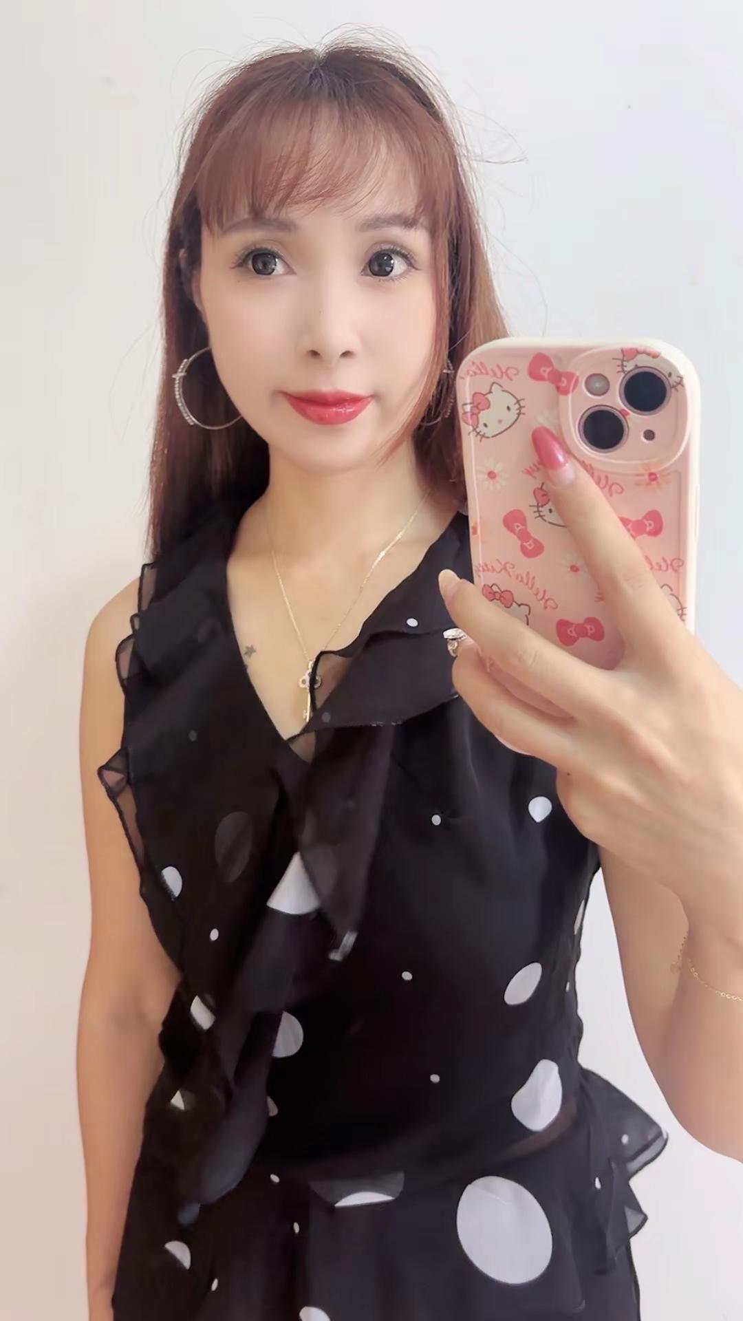 1988年🐉女，别让三件事消耗自己，纠结放不下的过去、旁人的闲言碎语、无休止的