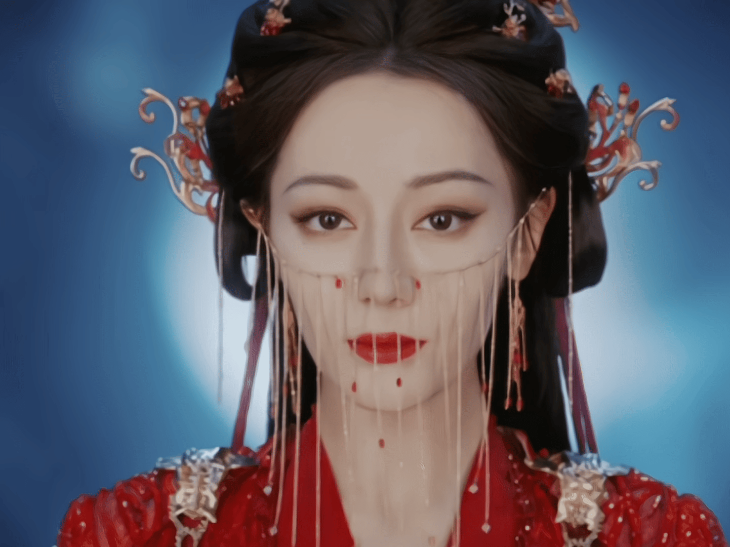 慕胥辞三折叠细节越扒越有 慕胥辞海报细节控狂喜，贺思慕归墟提灯，段胥战场挥剑，单