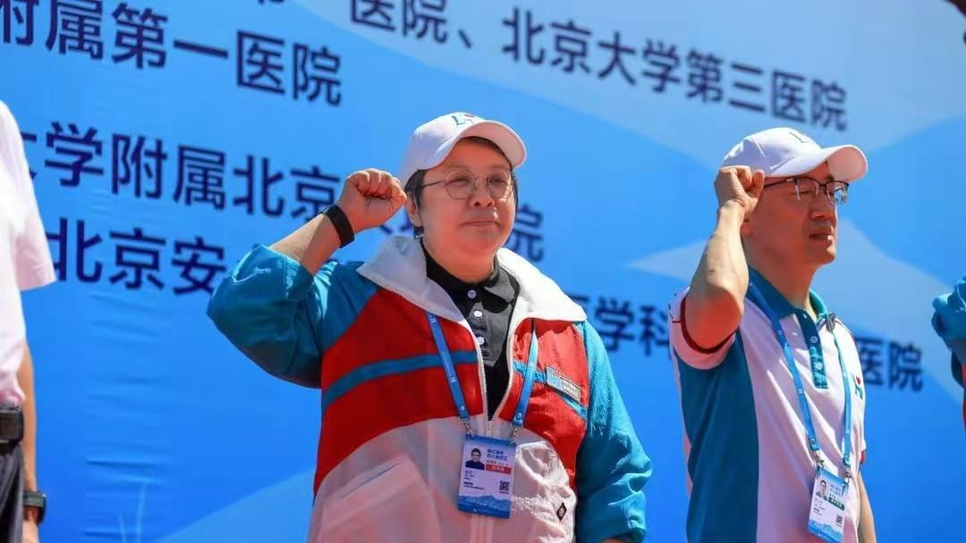 因为韩红的“走个面”，现在又冒出一股子妖魔化公益慈善的妖风来，更有极端者认为，只