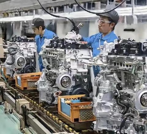 日本跌倒，世界吃饱！！

在全球经济存量厮杀的修罗场里，日本这个昔日的工业神话一