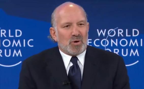 在1月20日的“全球经济展望”论坛上，美国商务部长卢特尼克当着一众欧洲高官的面质