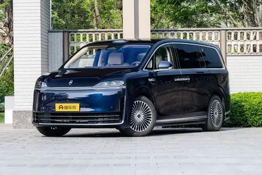 智界V9：华为造MPV，这次是认真的
智界V9这波上市48小时大定破万，说实话这