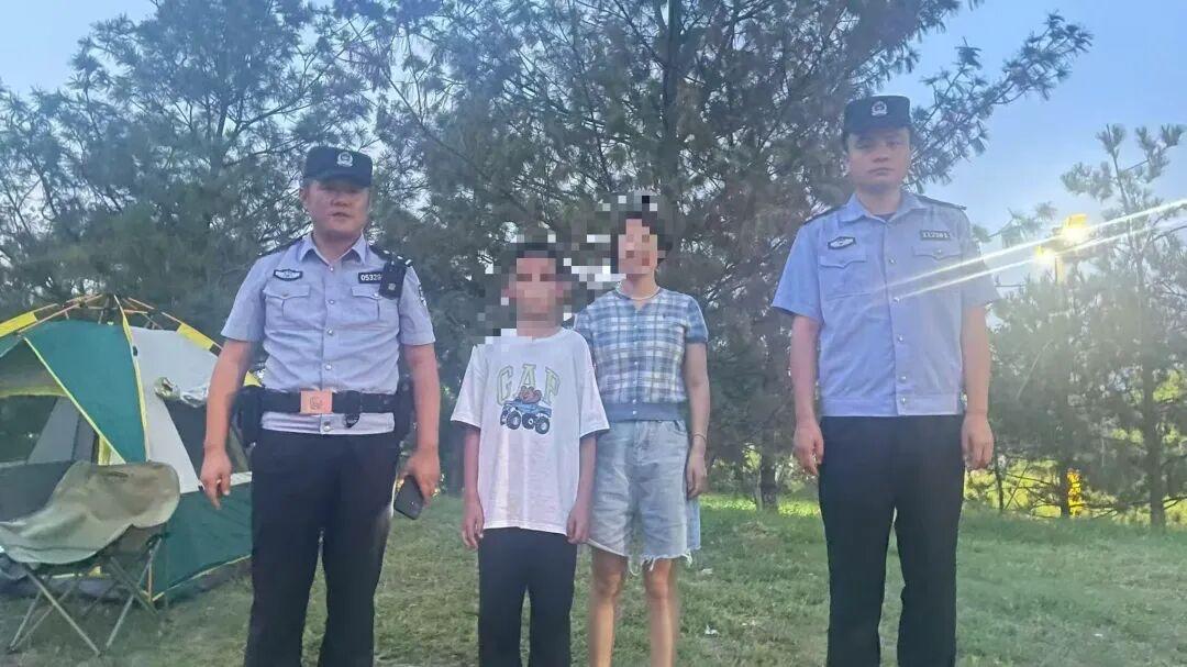 昆明池景区“警”色暖！西咸公安1天快速寻回2名走失儿童

“警察同志，我的孙子不
