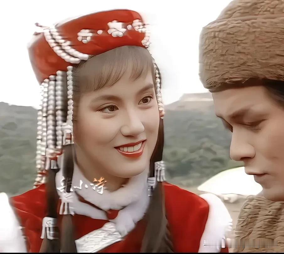 这才是从金庸小说里走出来的华筝吧！83版黄造时演的华筝，简直是刻进DNA里的经典