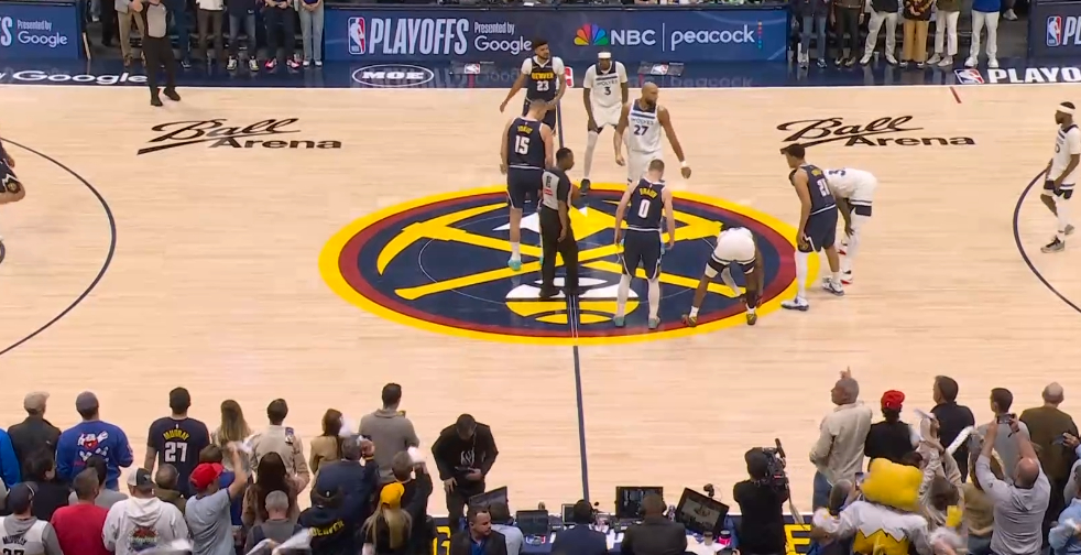 掘金与森林狼比赛开始看看约老师是被淘汰还是绝境赢下 看球地址 网页链接 nba季