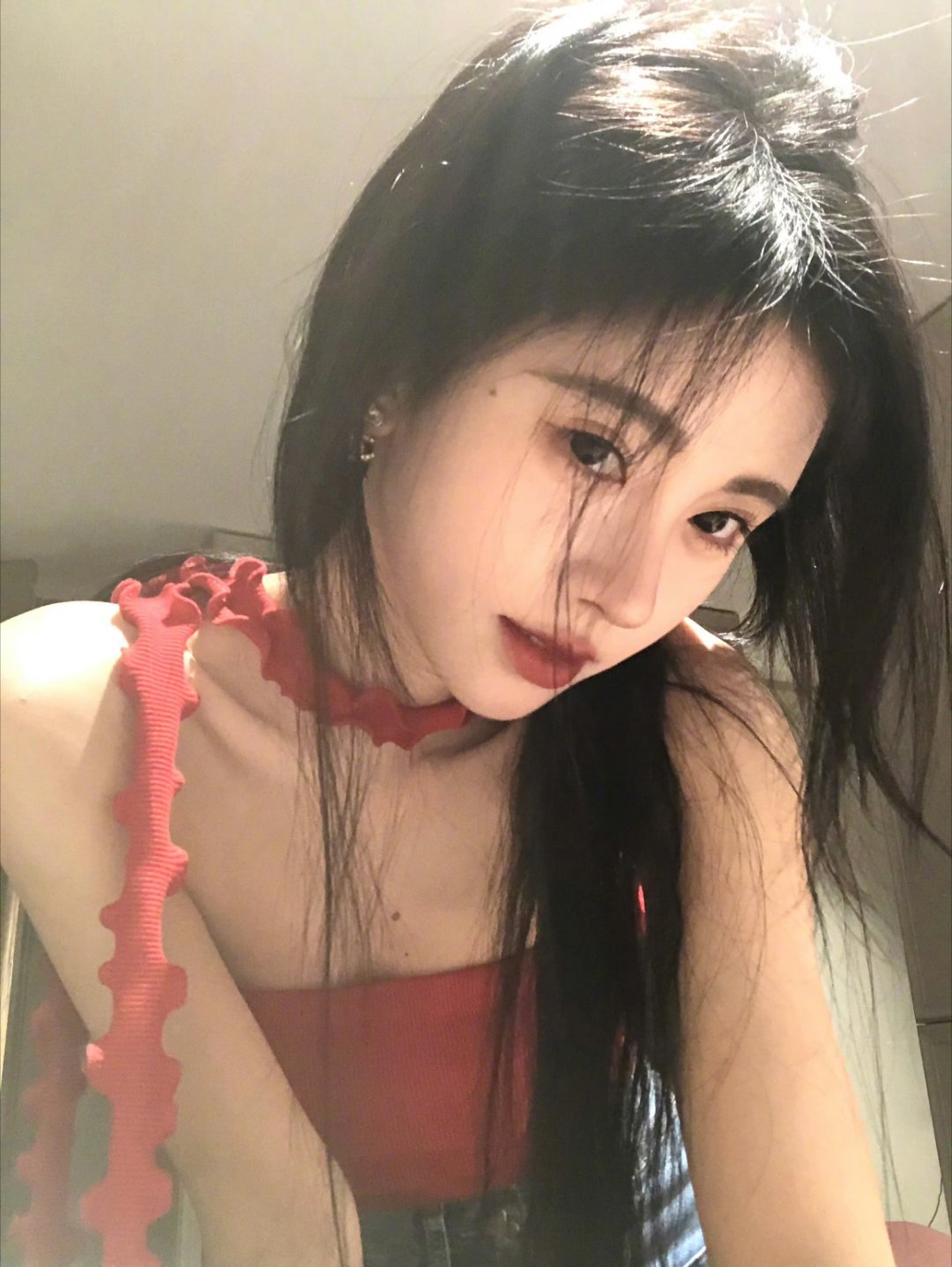鞠婧祎 jjy鞠婧祎阿黛jjy鞠婧祎来战欺人若彩虹，遇上方知有。