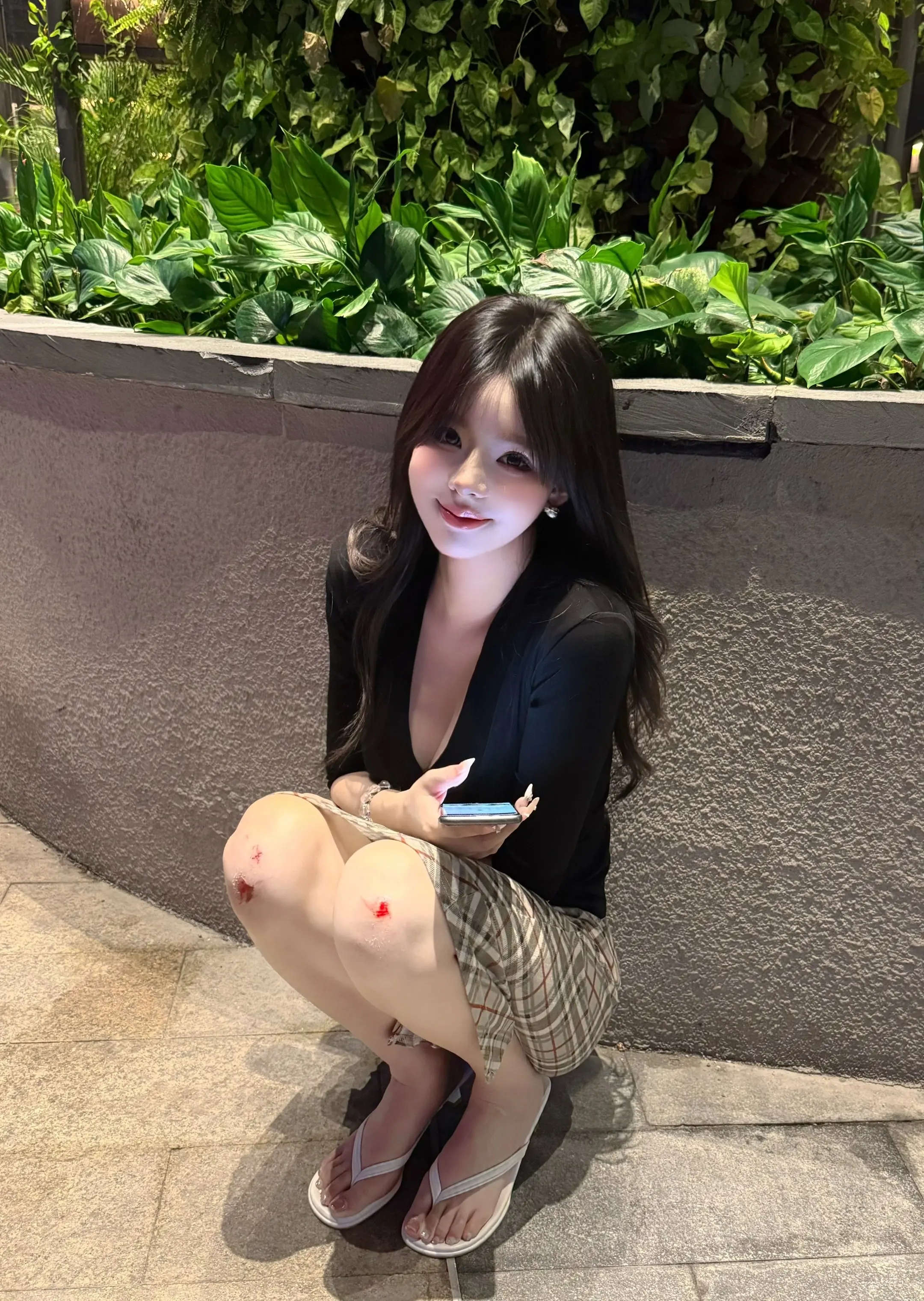钱要自己挣 苦要自己吃 路要自己走 世界上最伟大的三个字不是我爱你 而是靠自己