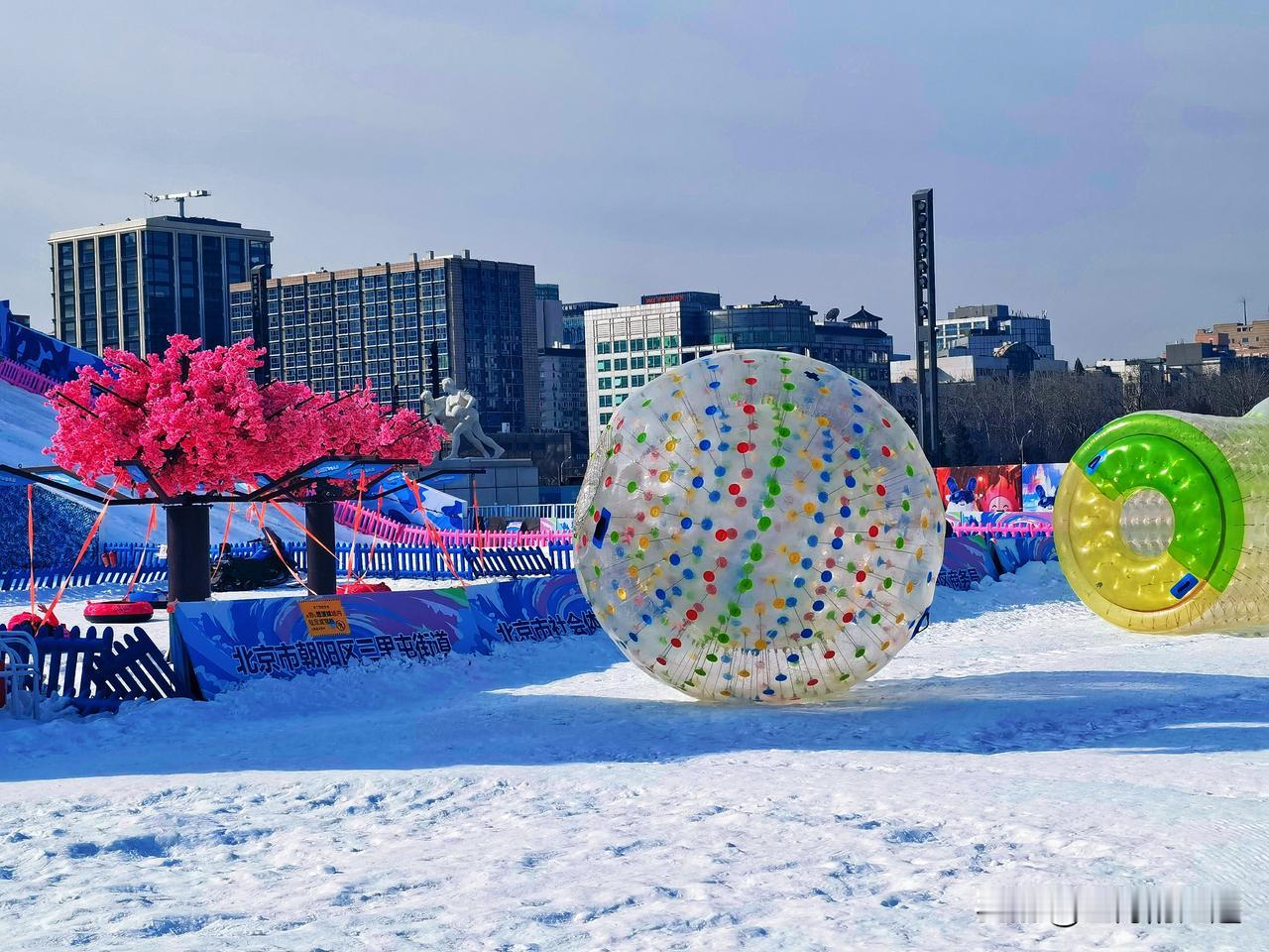 京城Citywalk线路，有历史有风景，，美丽的出片打卡地，一起感受京城的年味吧