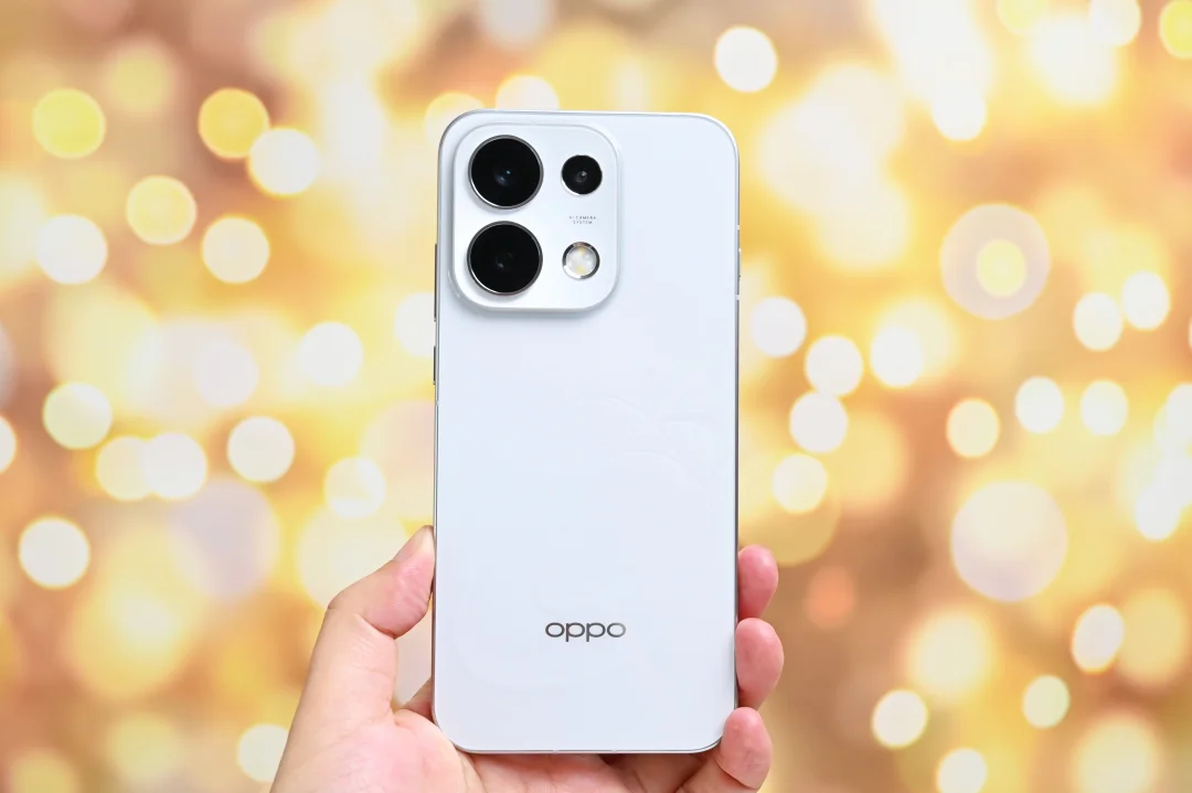 OPPO Reno16 Pro这3D动感效果太酷了