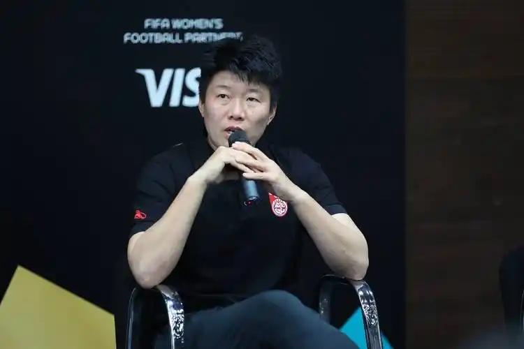 很多人不理解，为什么中国女足总是赢不了朝鲜？马晓旭这次说出了大实话：不是球员不努