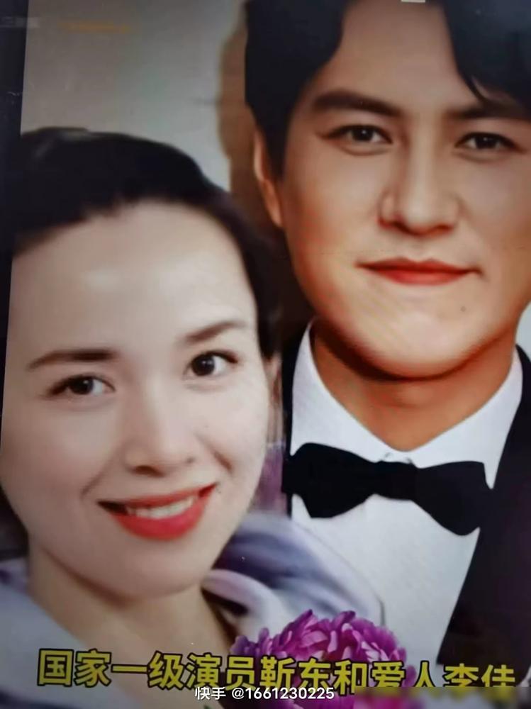 一个北影96级明星班的五朵金花之一，李佳。
2003年，嫁给圈外商人郭绍晖。
代