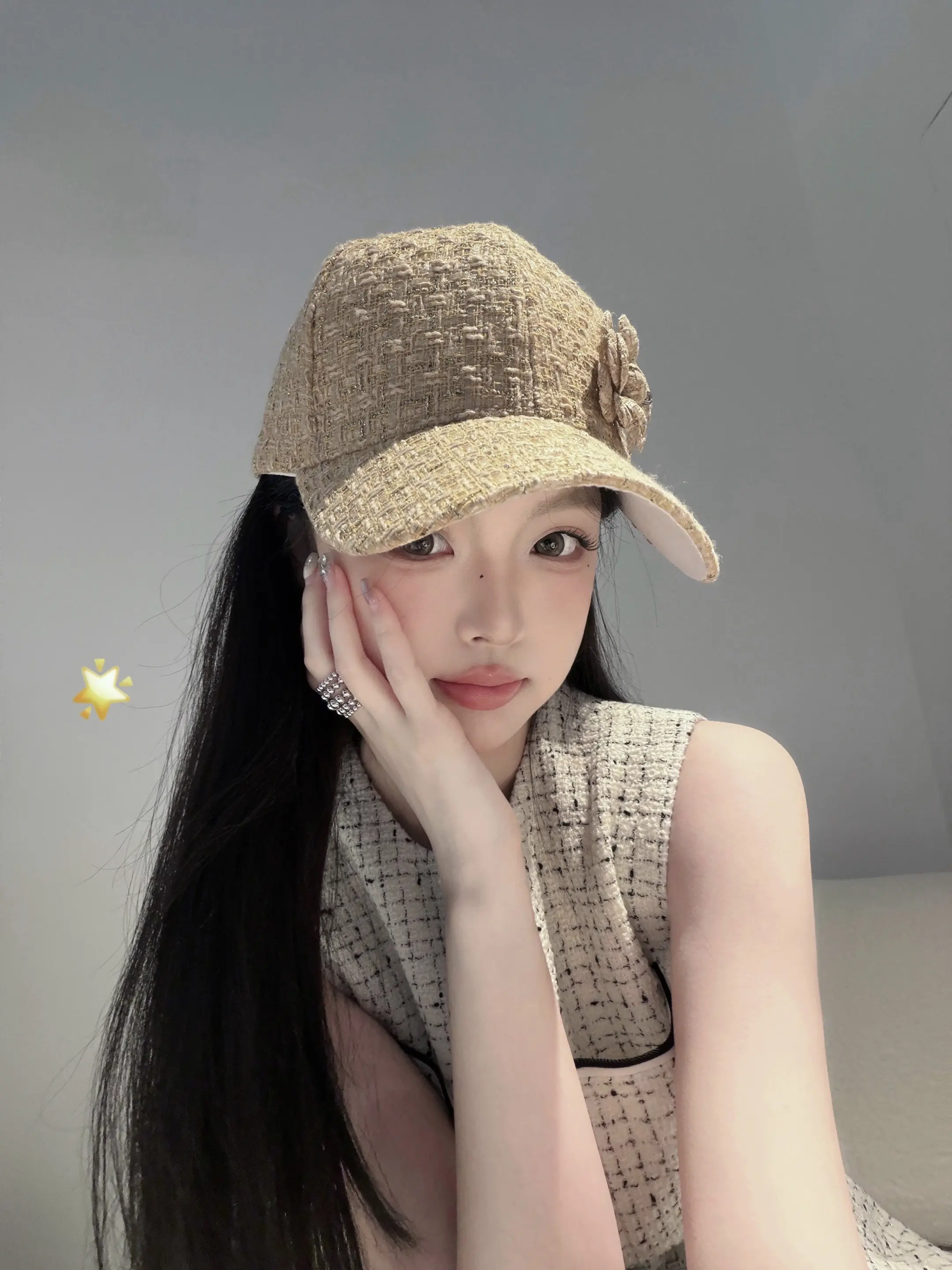 不知道啊 随便一拍就出片了