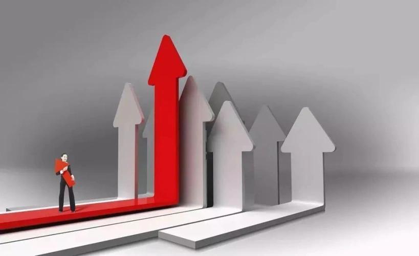 【存储器涨价近200% 手机也要涨价了？】 

近日，存储芯片价格暴涨近两倍，多