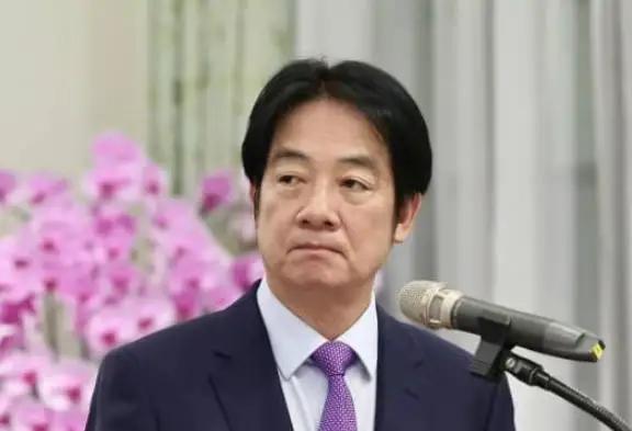 绿版“马王政争”落幕，赖清德认输，柯建铭更加嘚瑟了！赖清德今天正式宣布：不再要求