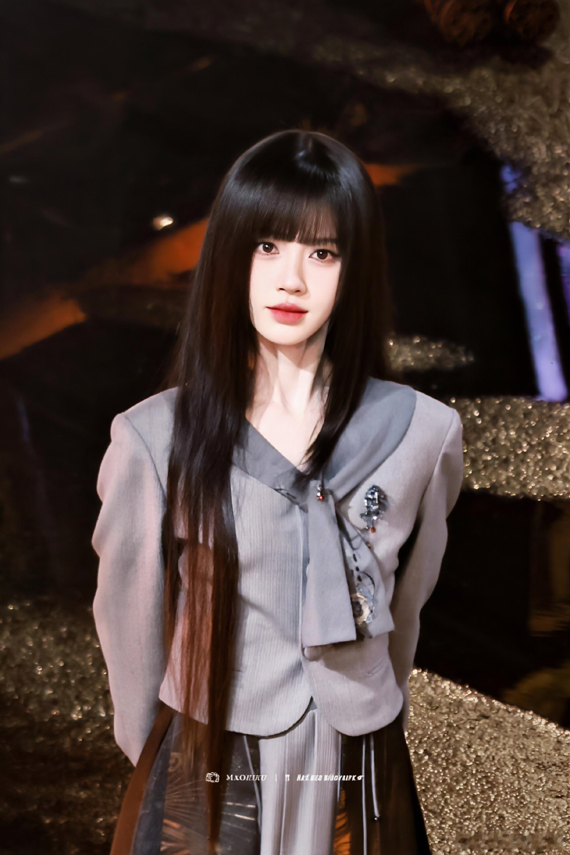 鞠婧祎 jjy鞠婧祎来战 jjy鞠婧祎阿黛“你眼中倒映的星河烂漫，是我不曾见过的
