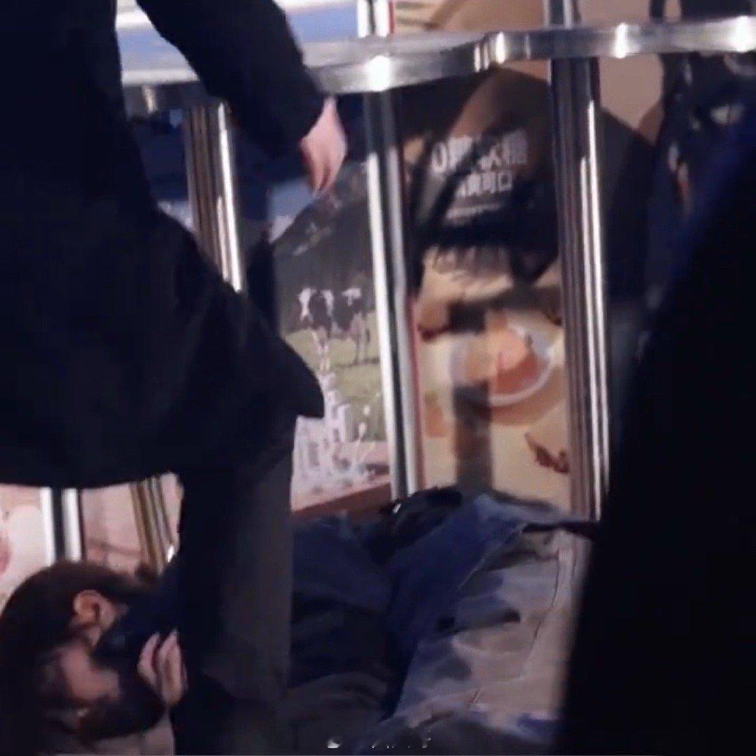 杨超越新剧被打路透啊这，又是心疼杨超越的一天啊，杨超越在新剧《今天是太阳雨》又被