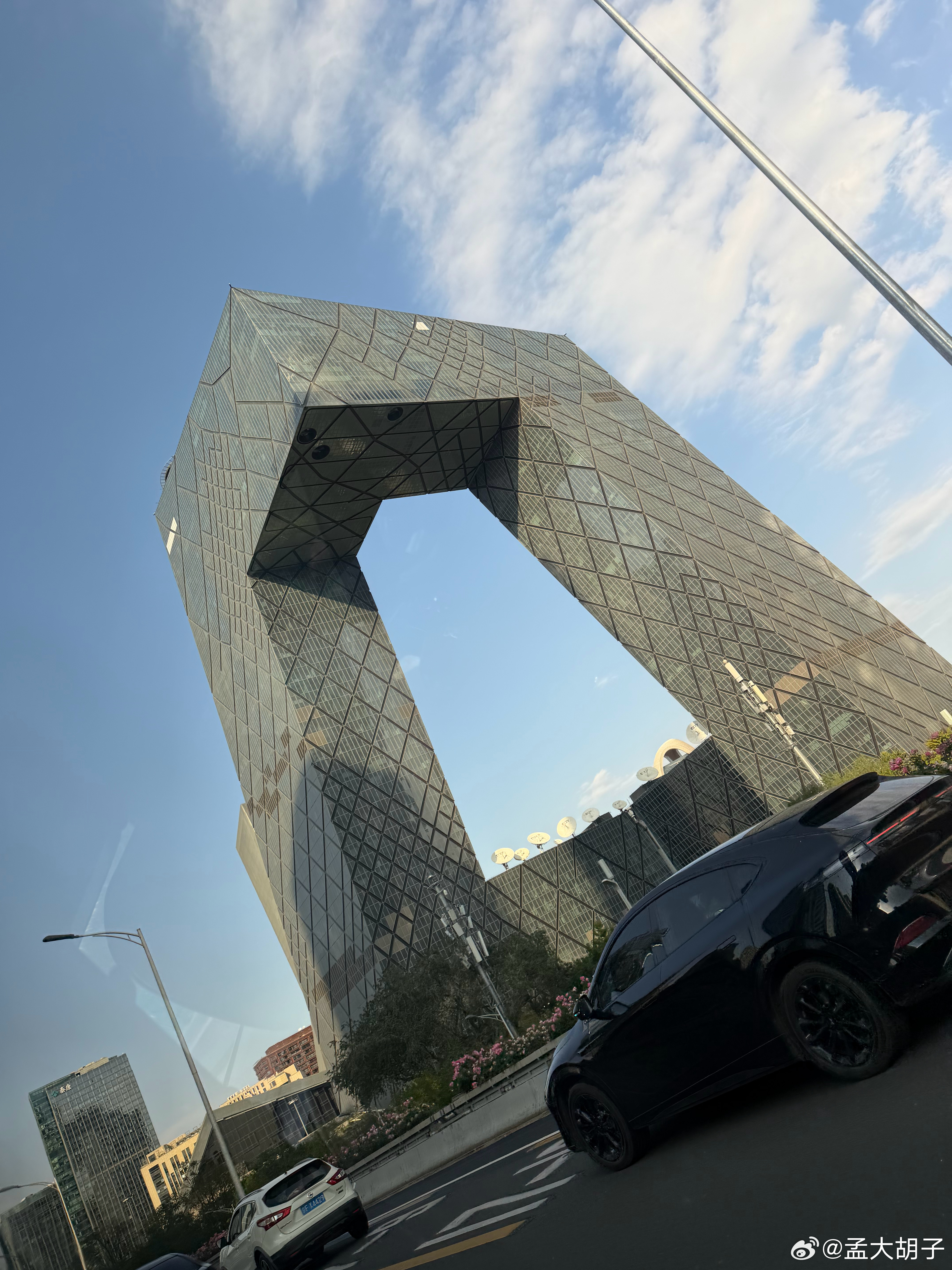 终于进城了，大北京就是气派[good] ​​​