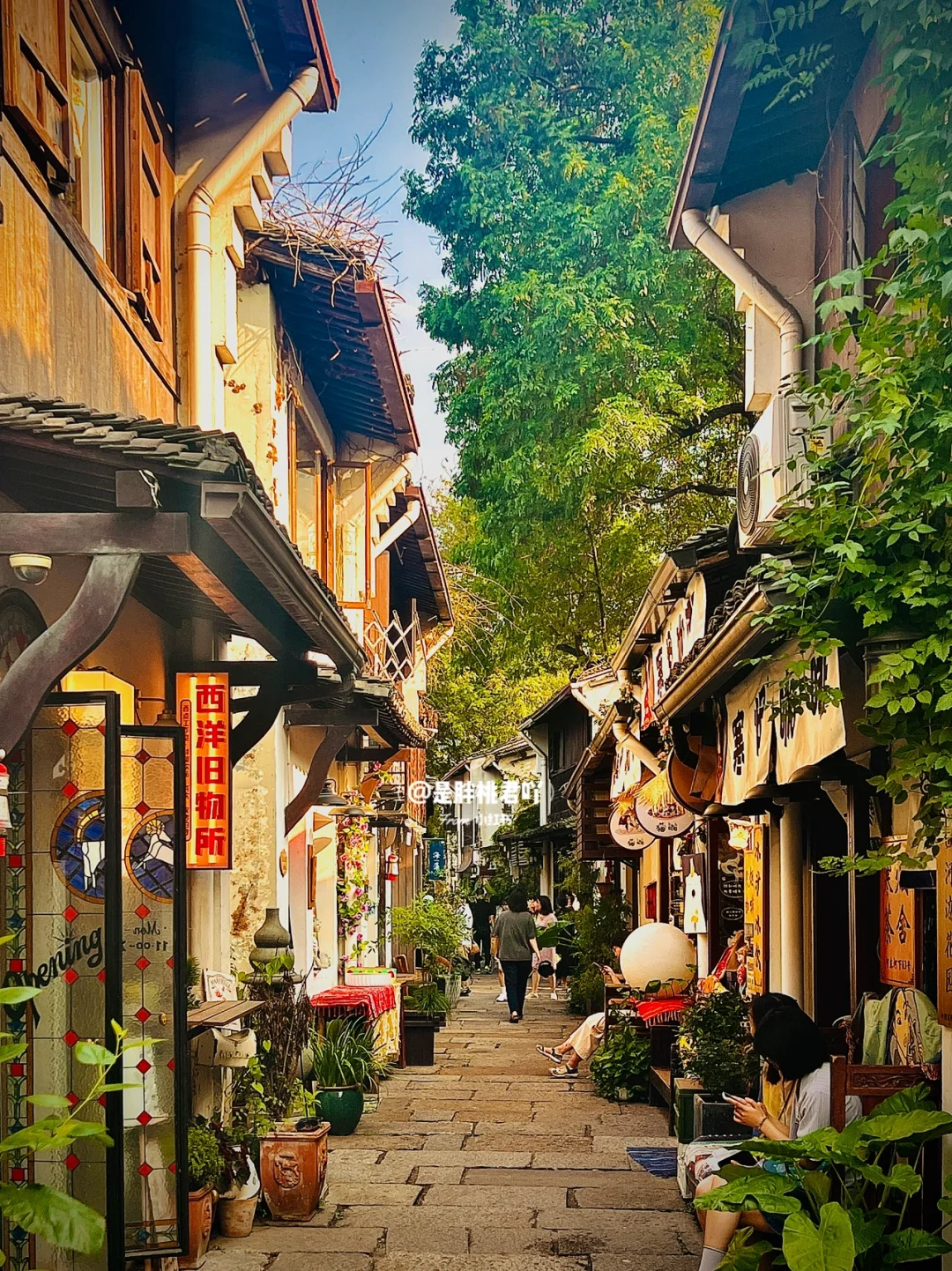 《关于近期杭州唯一想安利👉最值得逛的老街》