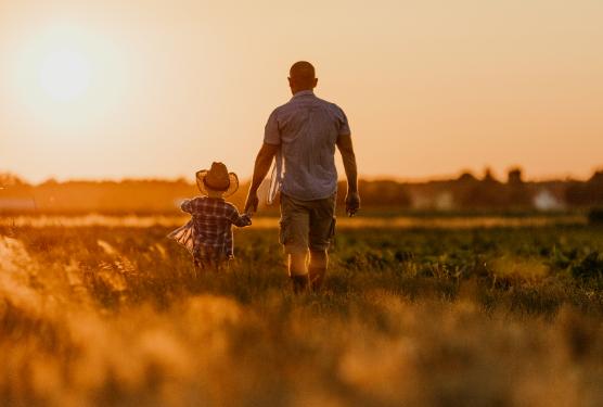 一位经济学家说，现在最让人意外的，已经不是00后拖着不结婚，也不是90后不带生娃