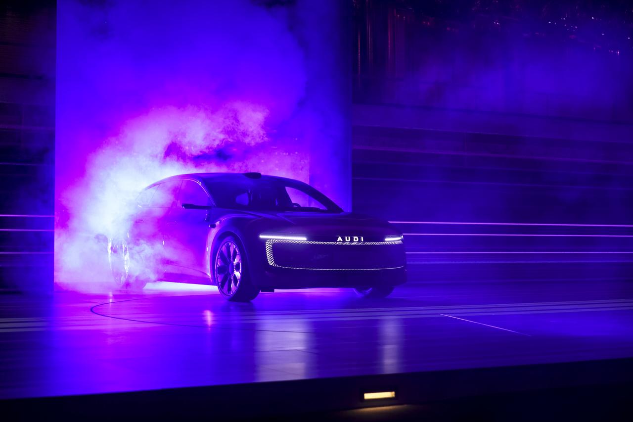 奥迪E5 Sportback上市！搭载端到端智驾！
价格权益：奥迪E5 Spor