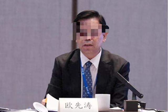 航班冲突闹出大乌龙网传董事长竟是张冠李戴谣言到底怎么传来的？
