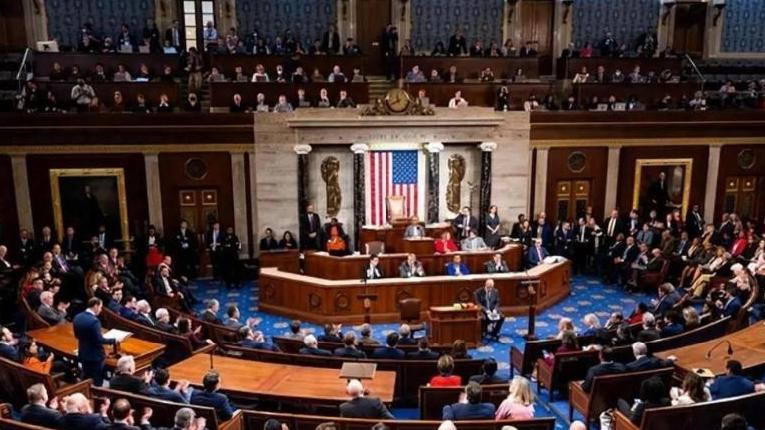 美国金融绞索失效！北京直击死穴，台独已进清算倒计时
 
美国众议院395票强行通