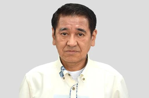 近日，74岁的琉球王室后裔屋良朝助宣布参选冲绳县知事，抛出了极具颠覆性的政治构想