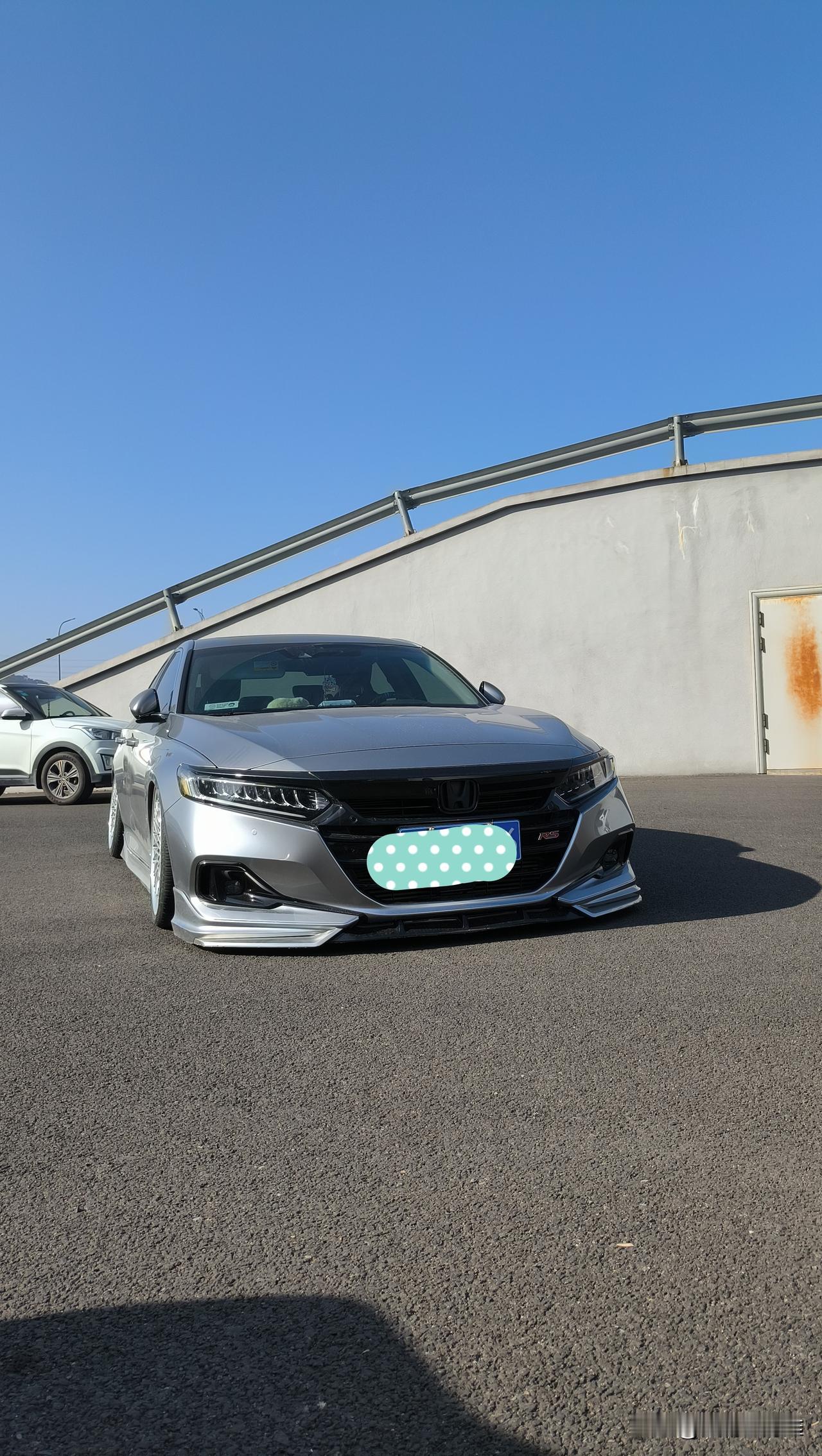 本田雅阁，还有这款跑车嘛？这也太帅了，四个排气！雅阁 十一代雅阁 雅阁十一代