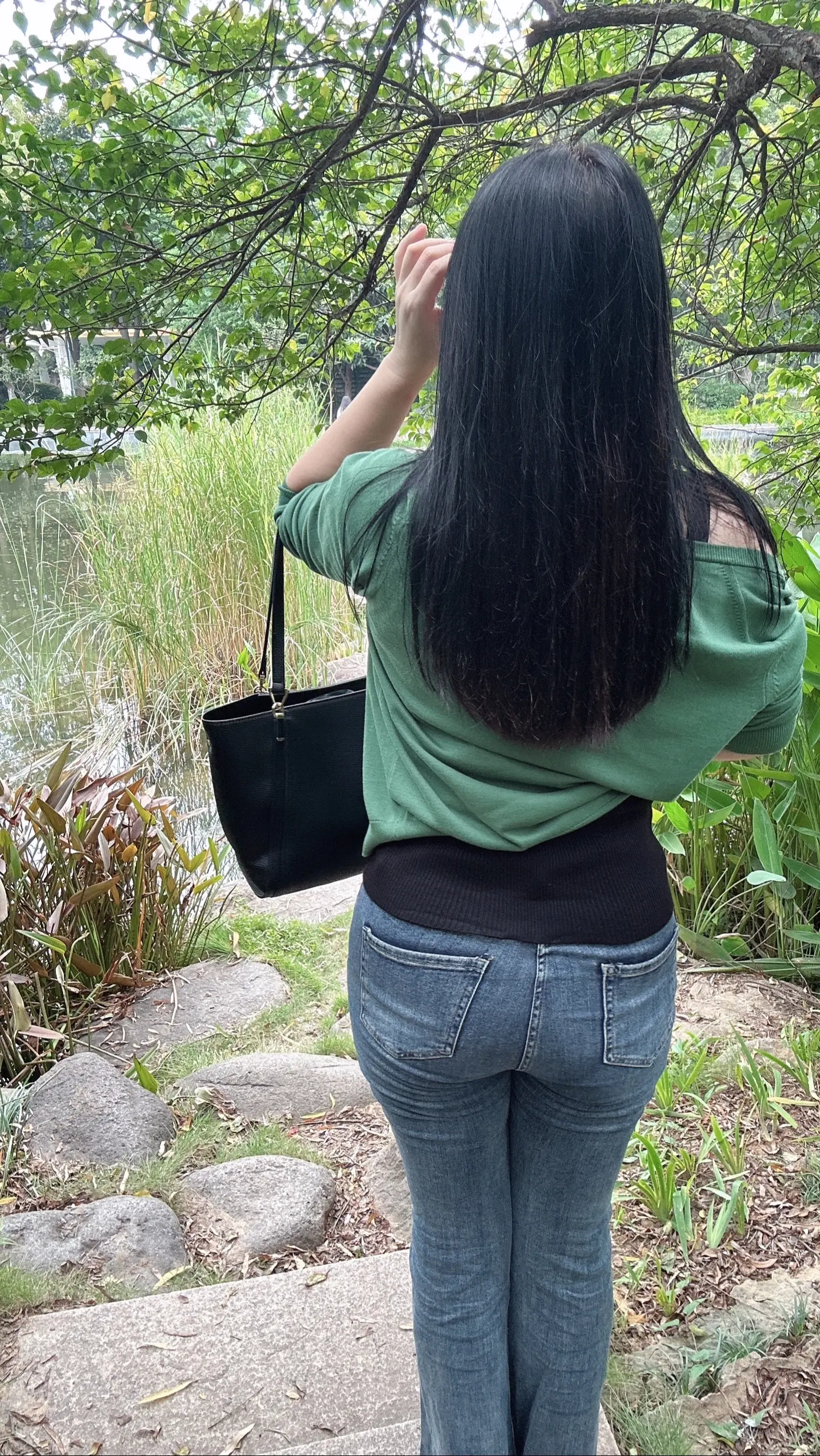 男人和女人在一起比吃任何补药都管用……有缘人终成眷属