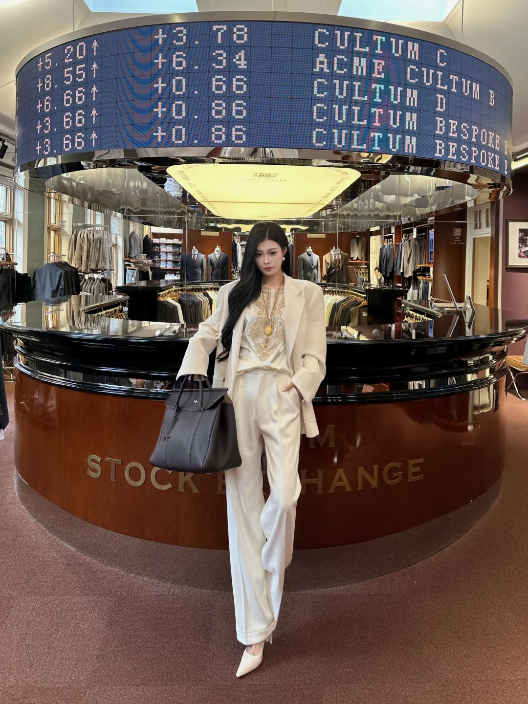 谁懂女生穿西装的含金量呀～