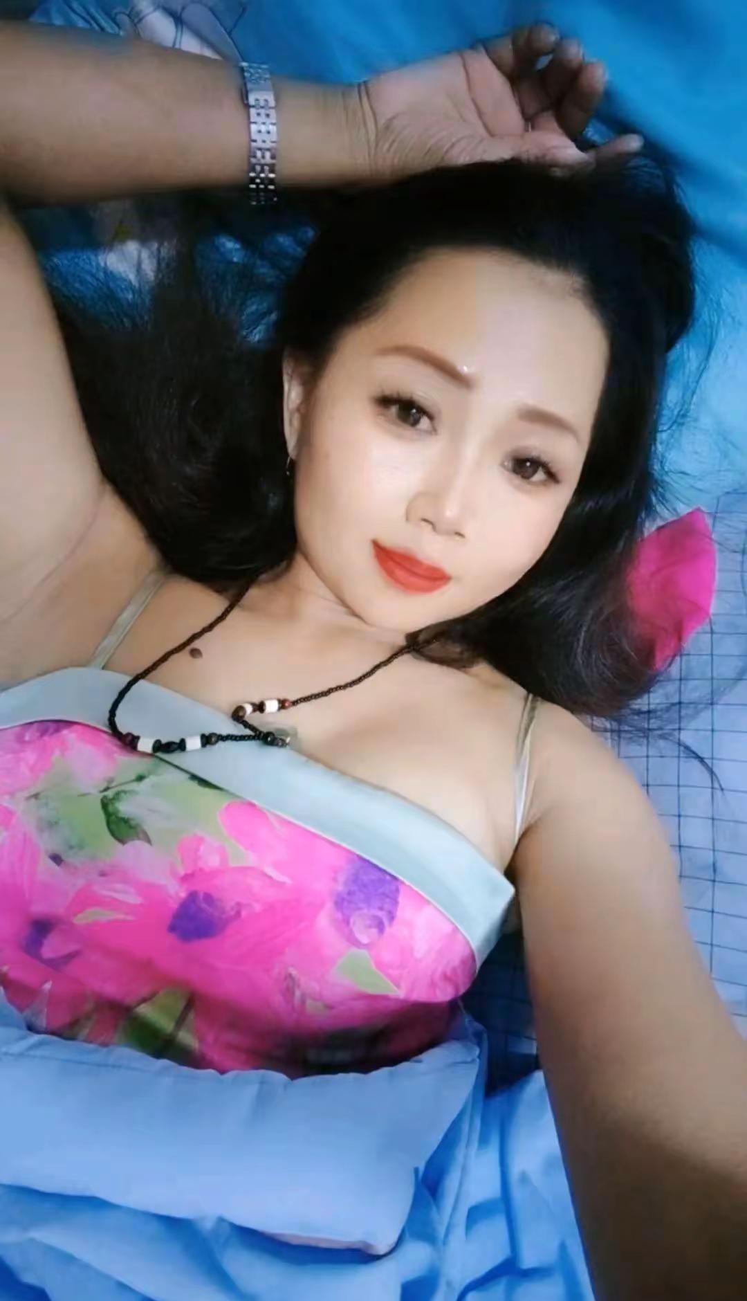 真正的包容，不是懦弱妥协，而是看透人性之后的通透。放过别人的短处，实则是成全自己