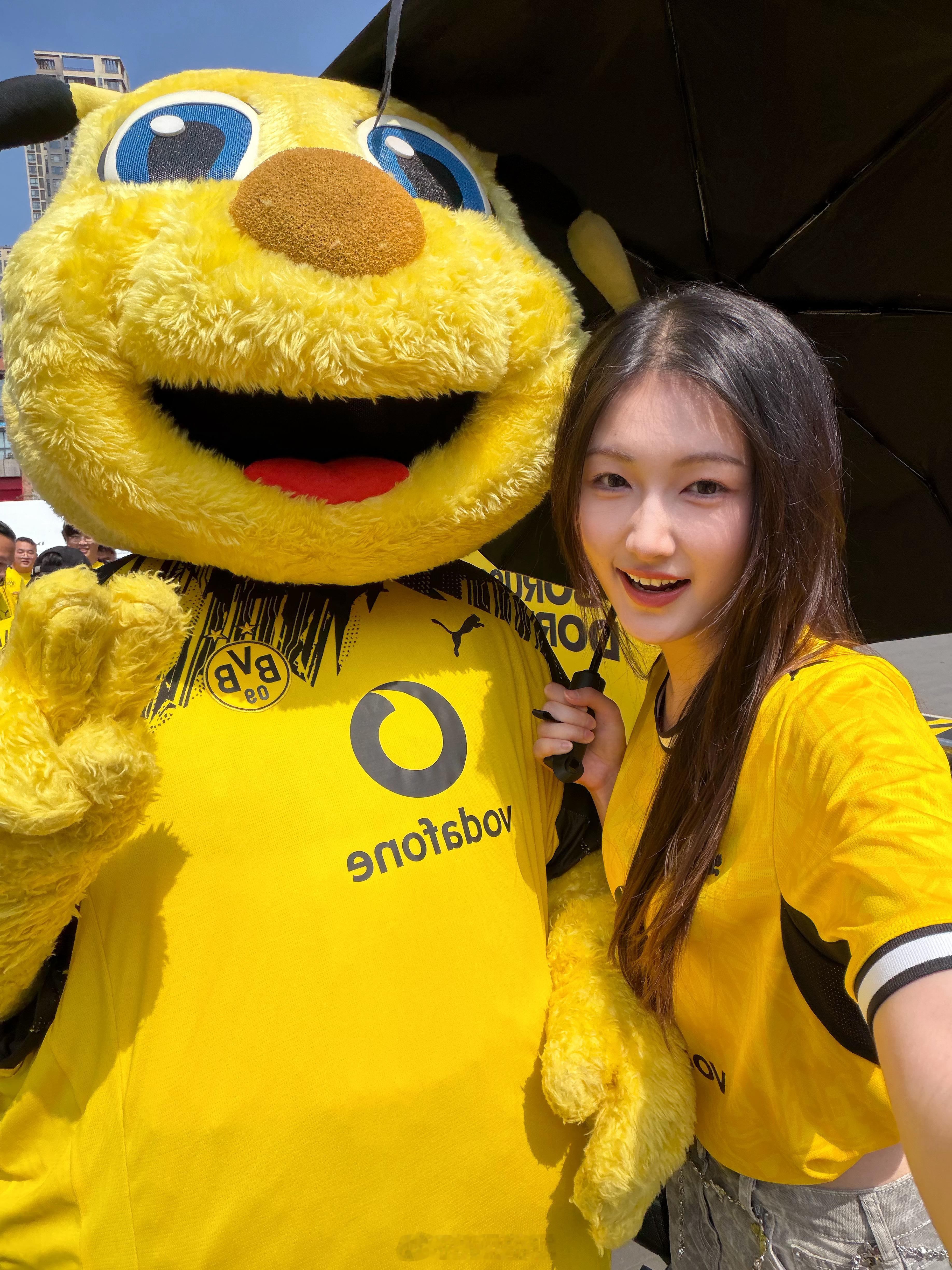 重生之我在成都当BVB发牌员💛🖤
