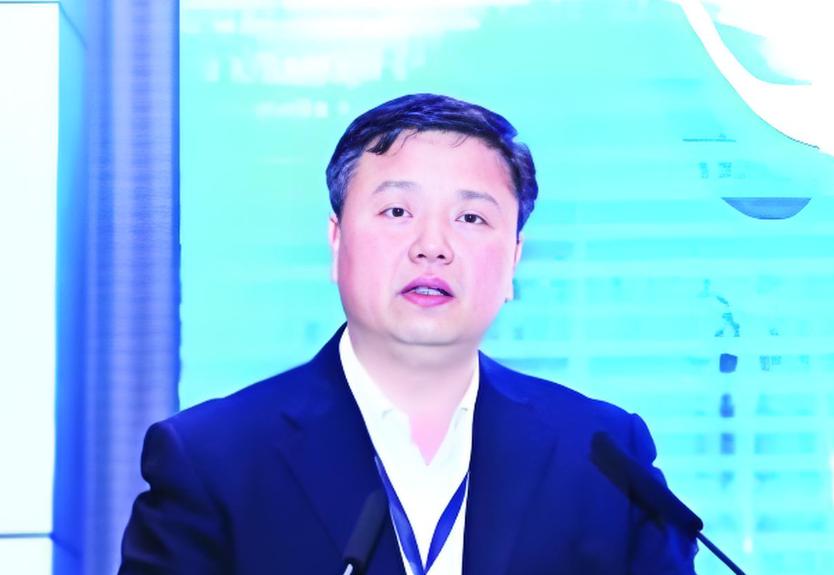 原福建电信总经理高金兴是被举报的？大概率与拜倒在石榴裙下有关。
高金兴，1963
