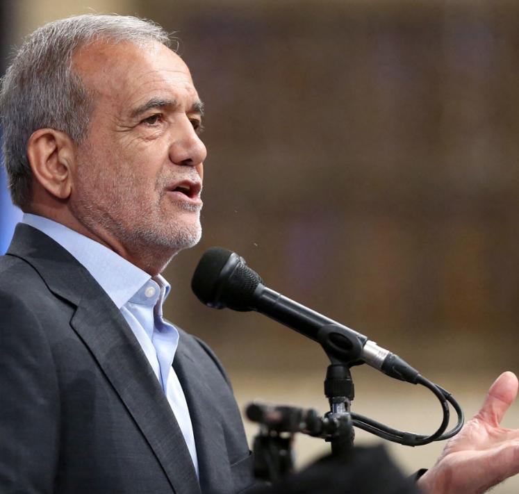 伊朗的悲壮时刻！
伊朗总统佩泽希齐扬最新宣誓：迄今为止，已有超过1400万勇敢的