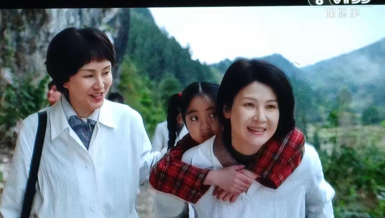 《我的山与海》一开播，剧情就引人入胜！
       故事发生在80年代初西南一
