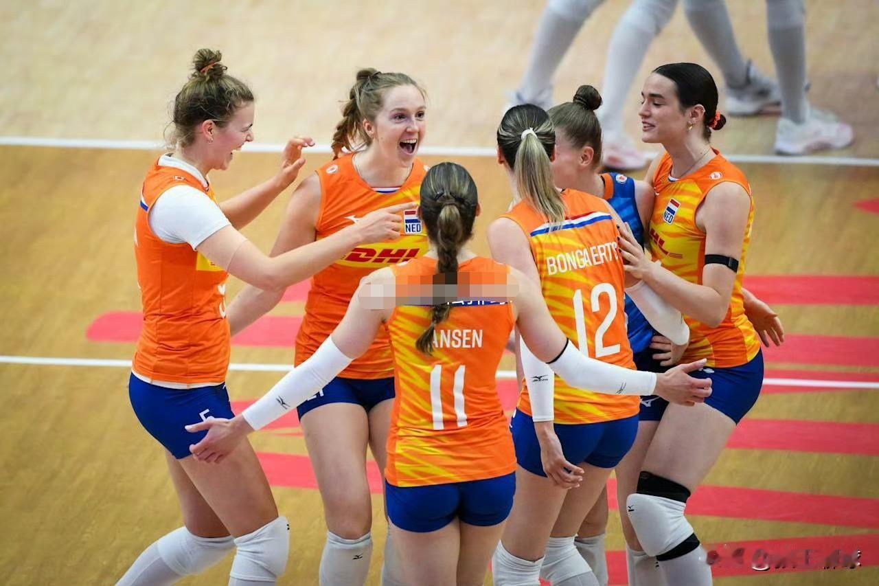 2026年世界女排联赛第二周泰国曼谷站，乌克兰女排0-3（22-25 17-25