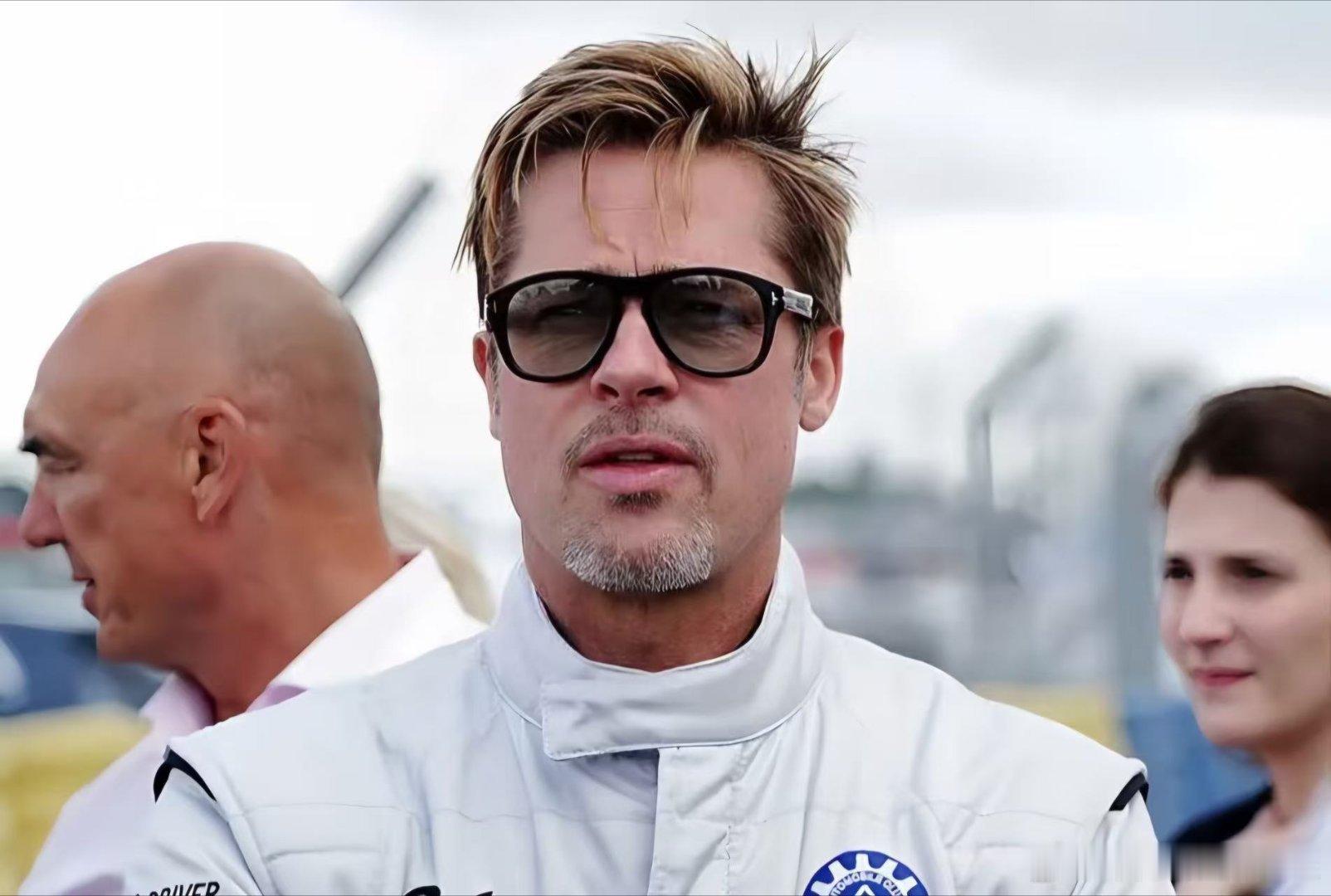F1狂飙飞车票房破2亿F1：狂飙飞车 布拉德•皮特的新片票房破2亿了，挺厉害的。