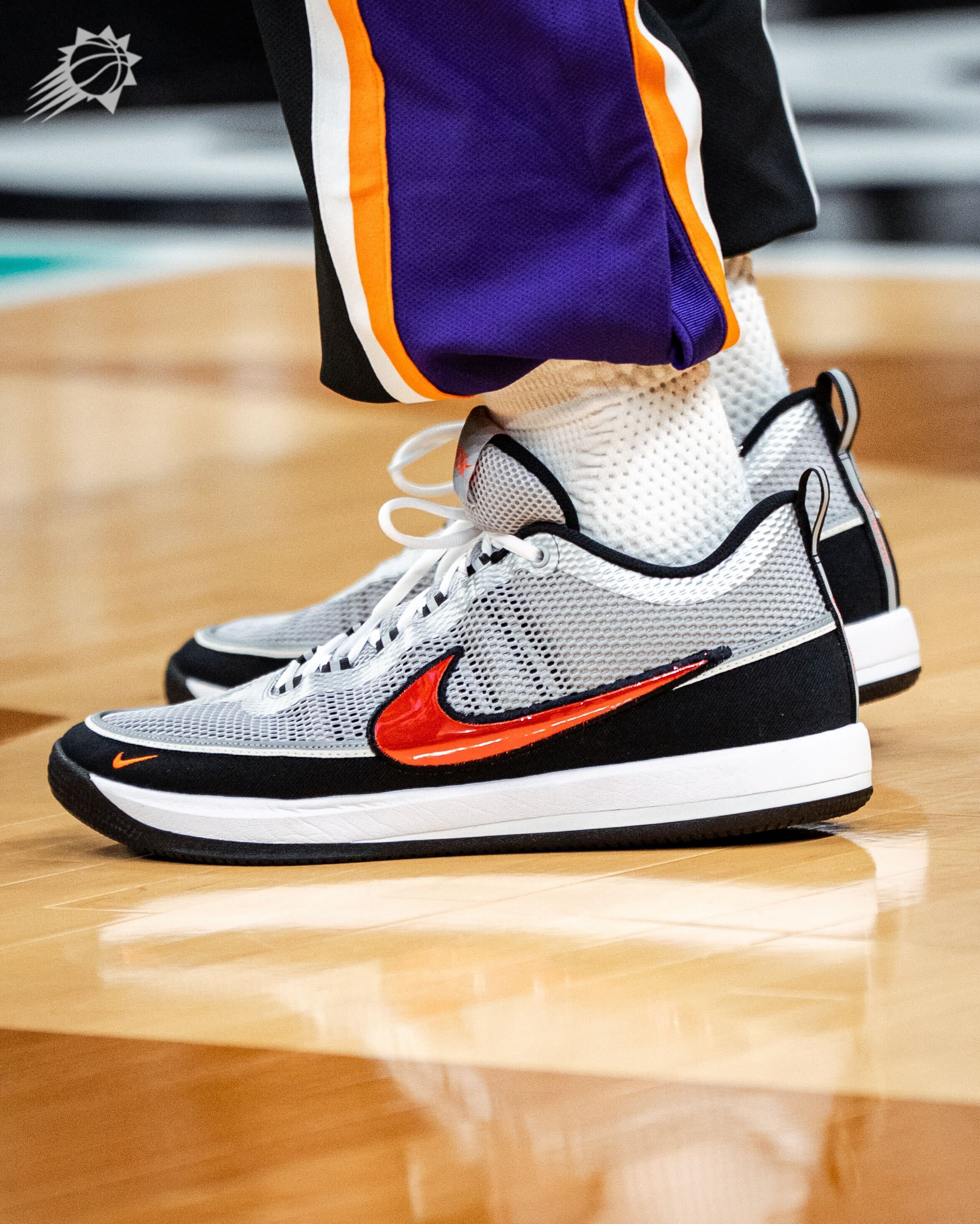 配色大赏‼️Book 2: Orange Spiridon菲尼克斯太阳 ｜旭日东