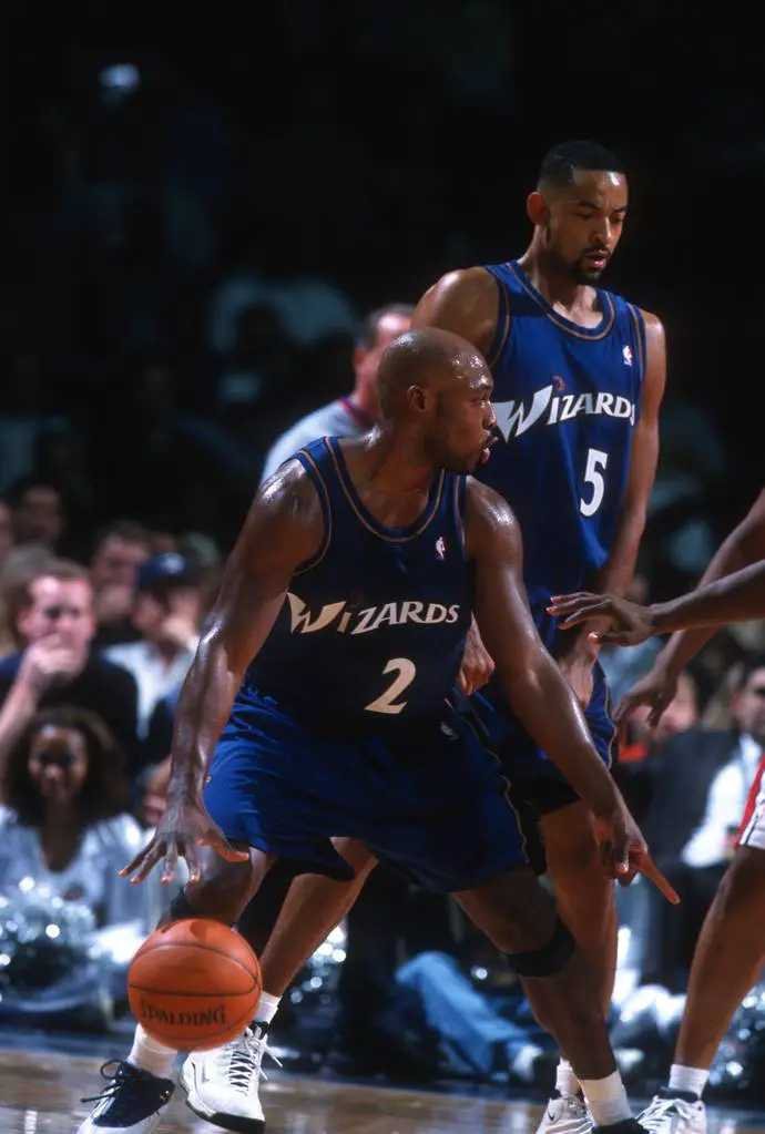 9月7日讯 近日，NBA名宿米奇-里奇蒙德在《The Drive Guys》节目