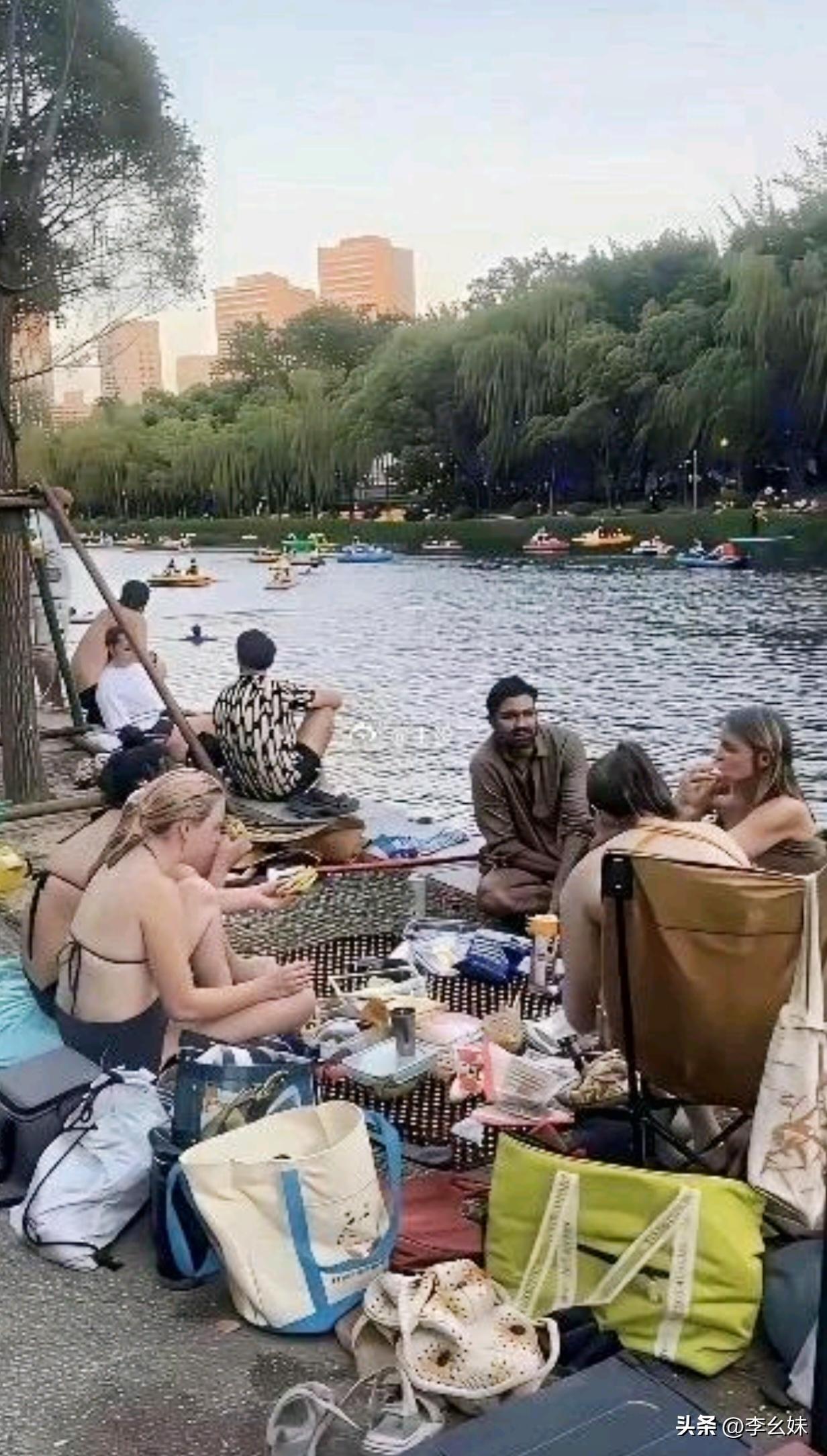 不敢想象要是国人这样，不得骂死啊