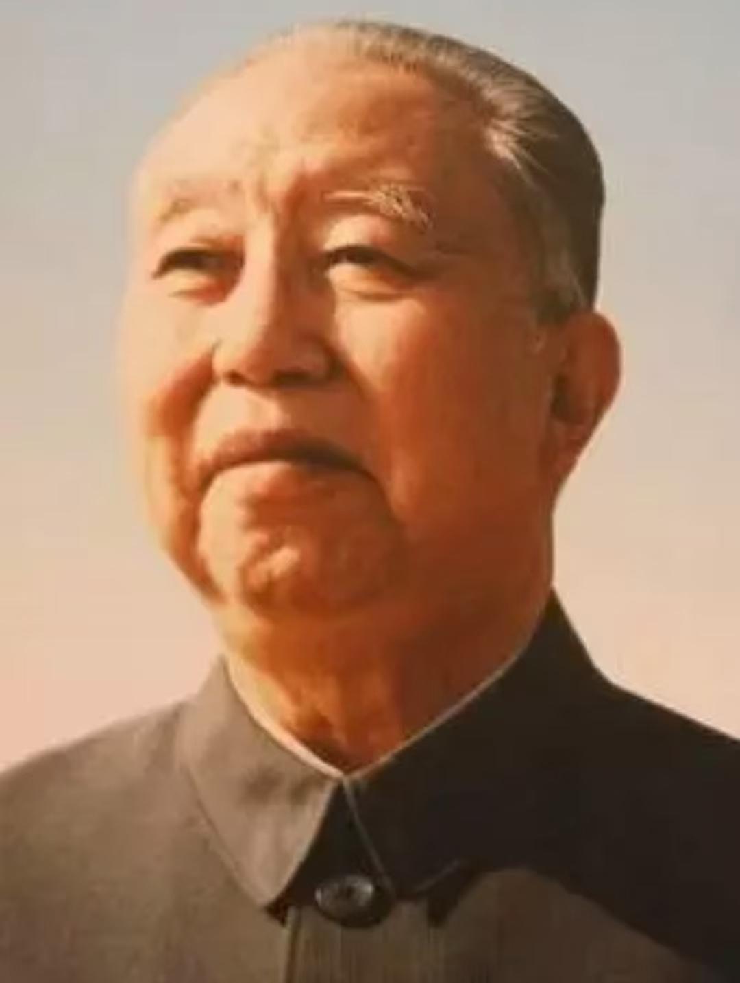 不知道大家有没有发现，近些年不管是线下老一辈群众，还是网络平台上，缅怀、感念华国