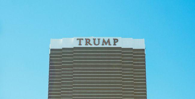 近日，彭博社一则消息引发全球商界关注：超过1000家公司已对美国现任总统唐纳德·