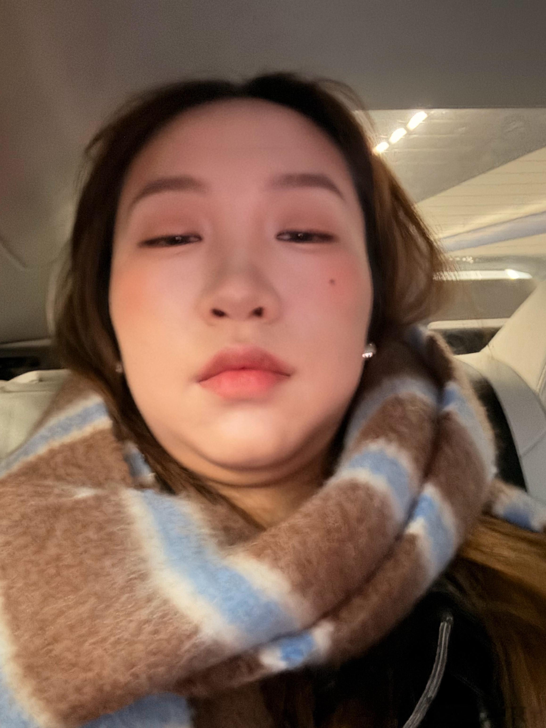 第一天上班就加班，究竟是谁在从从容容游刃有余？我真的匆匆忙忙连滚带爬 